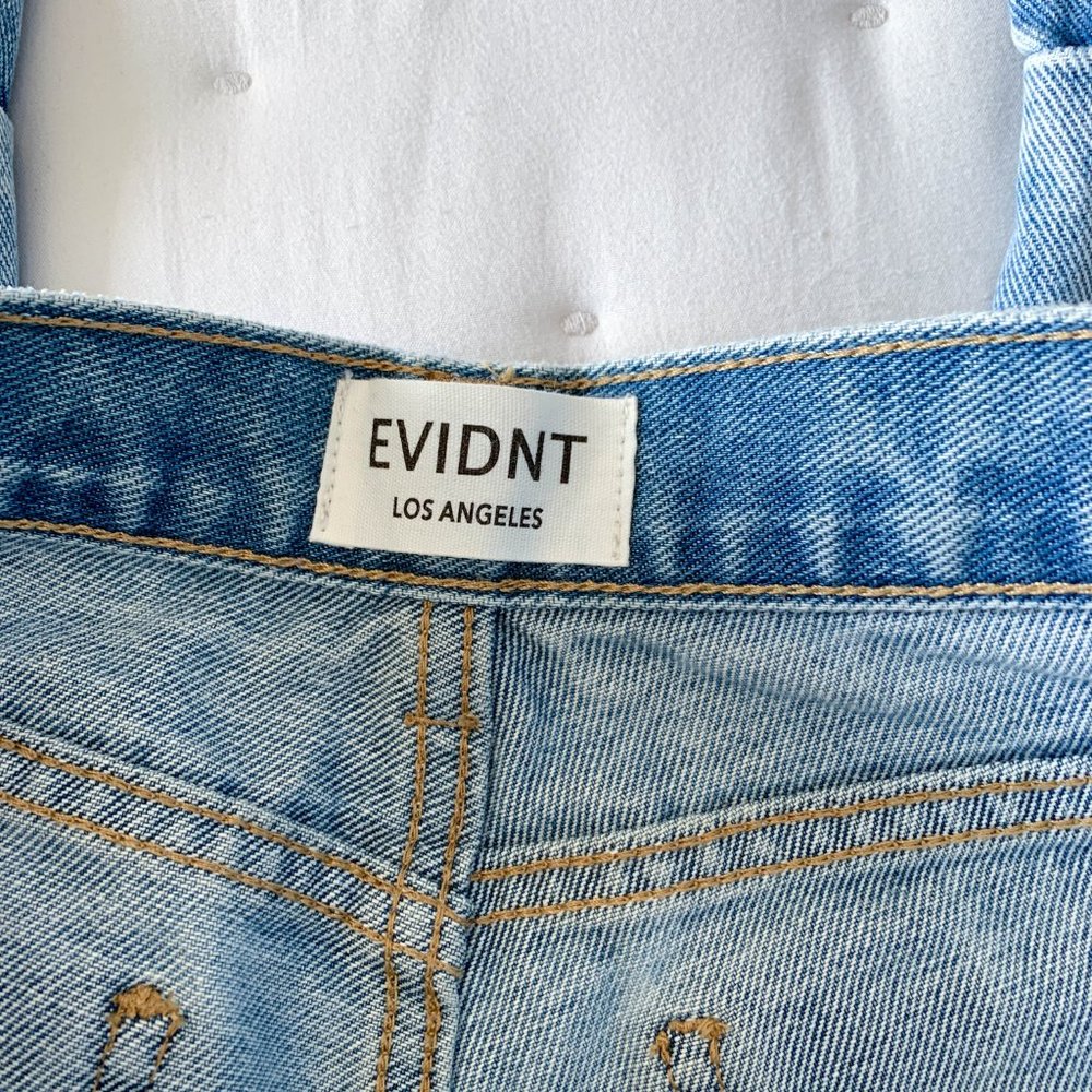 (SOLD) Evidnt LA high rise wide leg seamed jeans - Picture 3 of 8